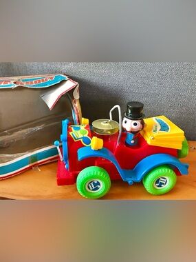 Vintage ASAHI Japan Tokyo Musical Runabout Battery Operated Motion Sound Car Toy